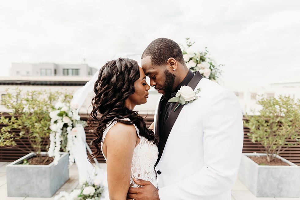  Rooftop bride and groom portraits at 21c hotel louisville, kentucky.  