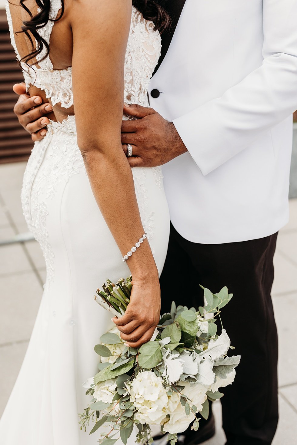  Rooftop bride and groom portraits at 21c hotel louisville, kentucky.  