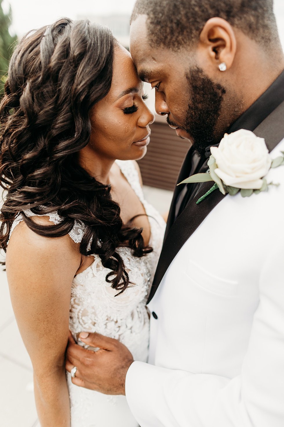  Rooftop bride and groom portraits at 21c hotel louisville, kentucky.  