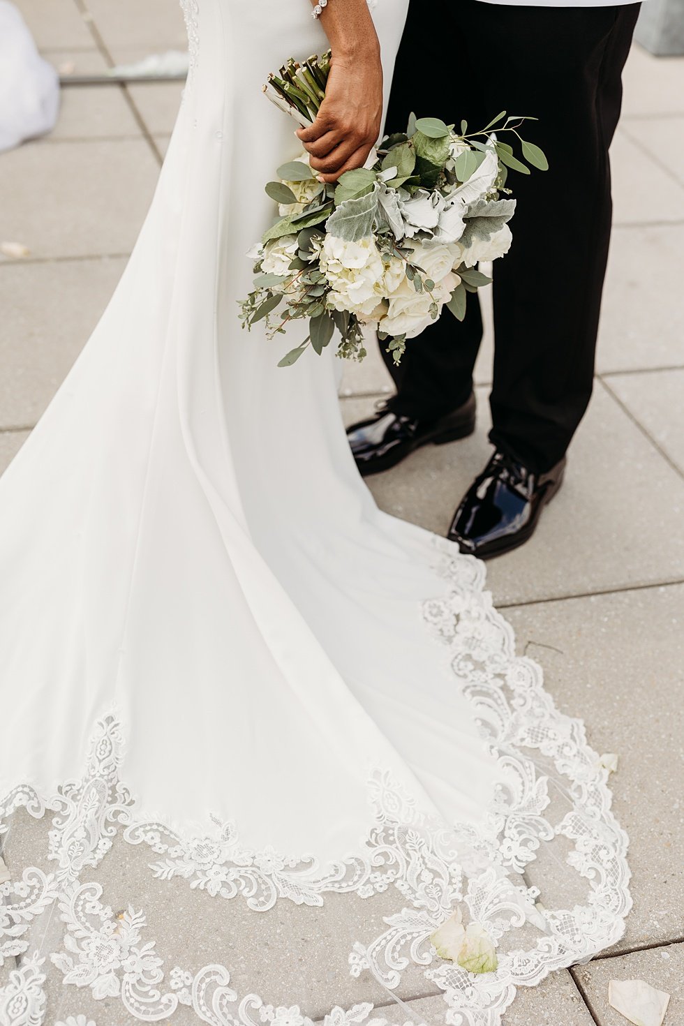 Rooftop bride and groom portraits at 21c hotel louisville, kentucky.  