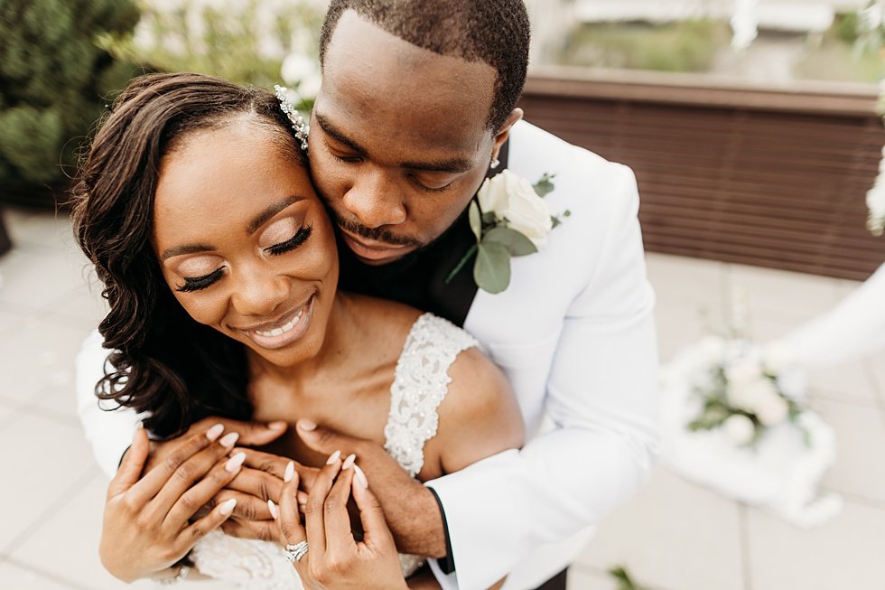  Rooftop bride and groom portraits at 21c hotel louisville, kentucky.  