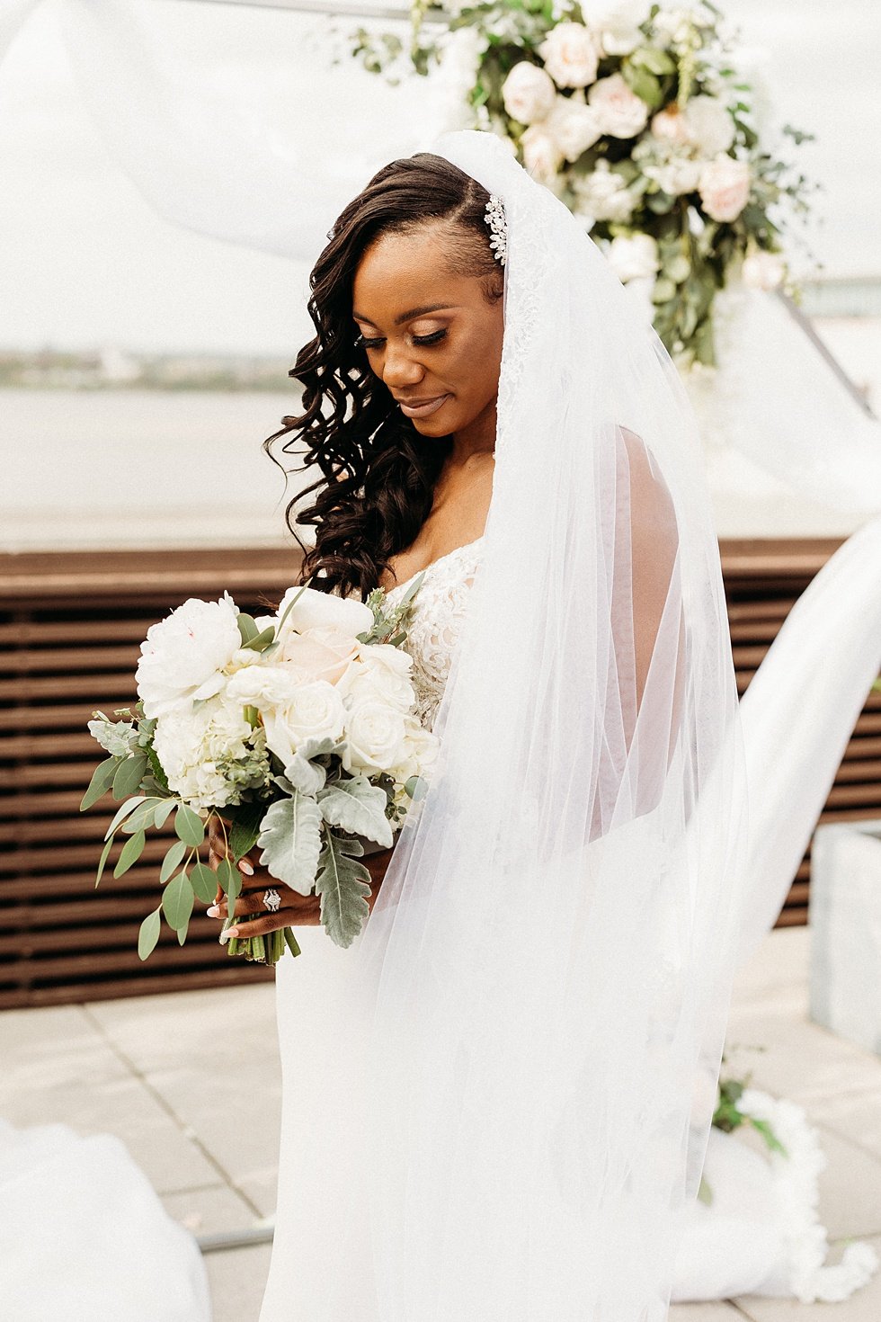  Rooftop bride and groom portraits at 21c hotel louisville, kentucky.  