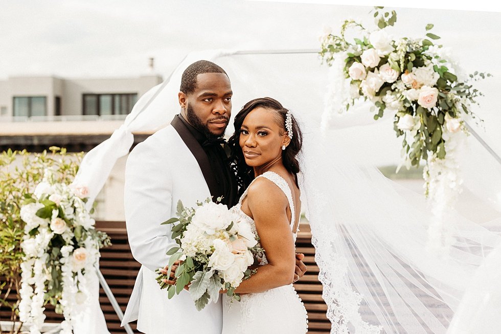  Rooftop bride and groom portraits at 21c hotel louisville, kentucky.  